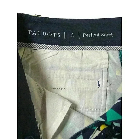 Talbots Women's Navy/Green/Yellow Triangle Perfect Shorts SIZE-4 - Picture 3 of 5